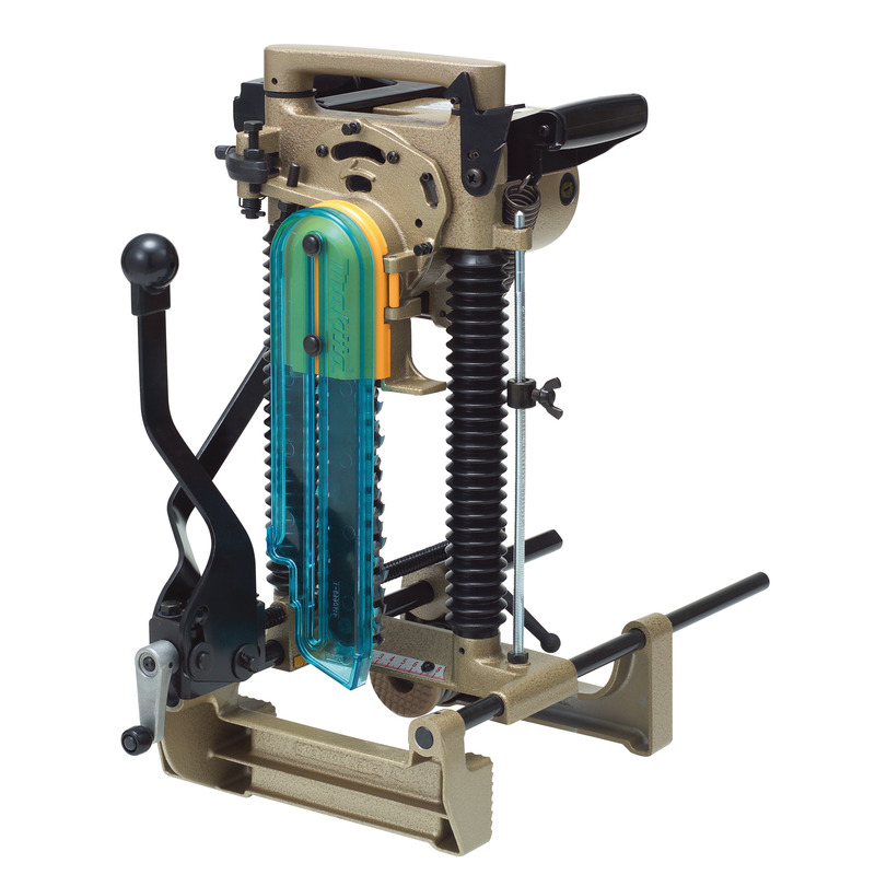 Makita 7104L 1140W Chain Morticer 240v Makita 7104L 1140W Chain Morticer 240v